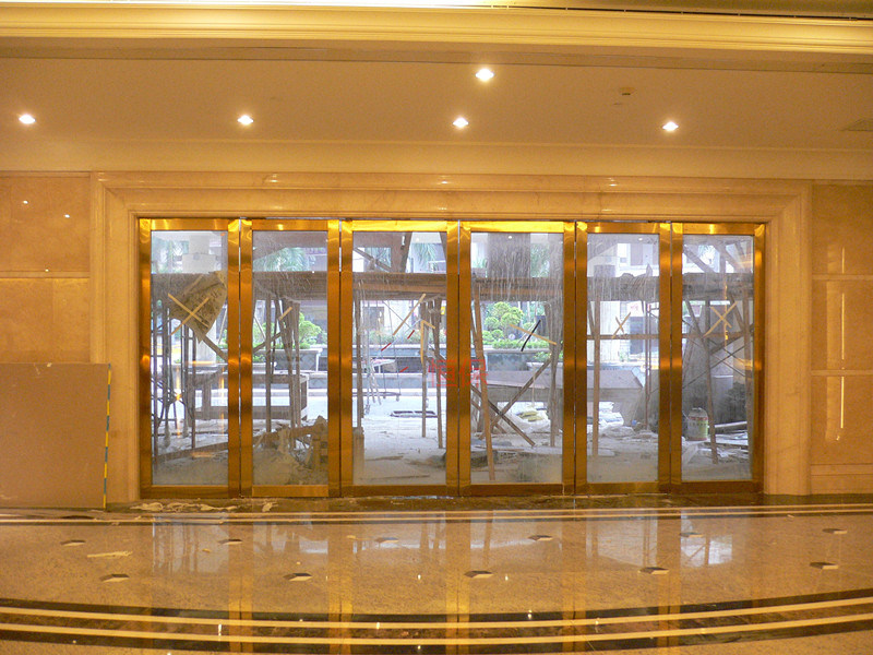 O que é uma porta resistente ao fogo? Um guia completo para portas de vidro resistentes ao fogo e portas resistentes ao fogo com vidro